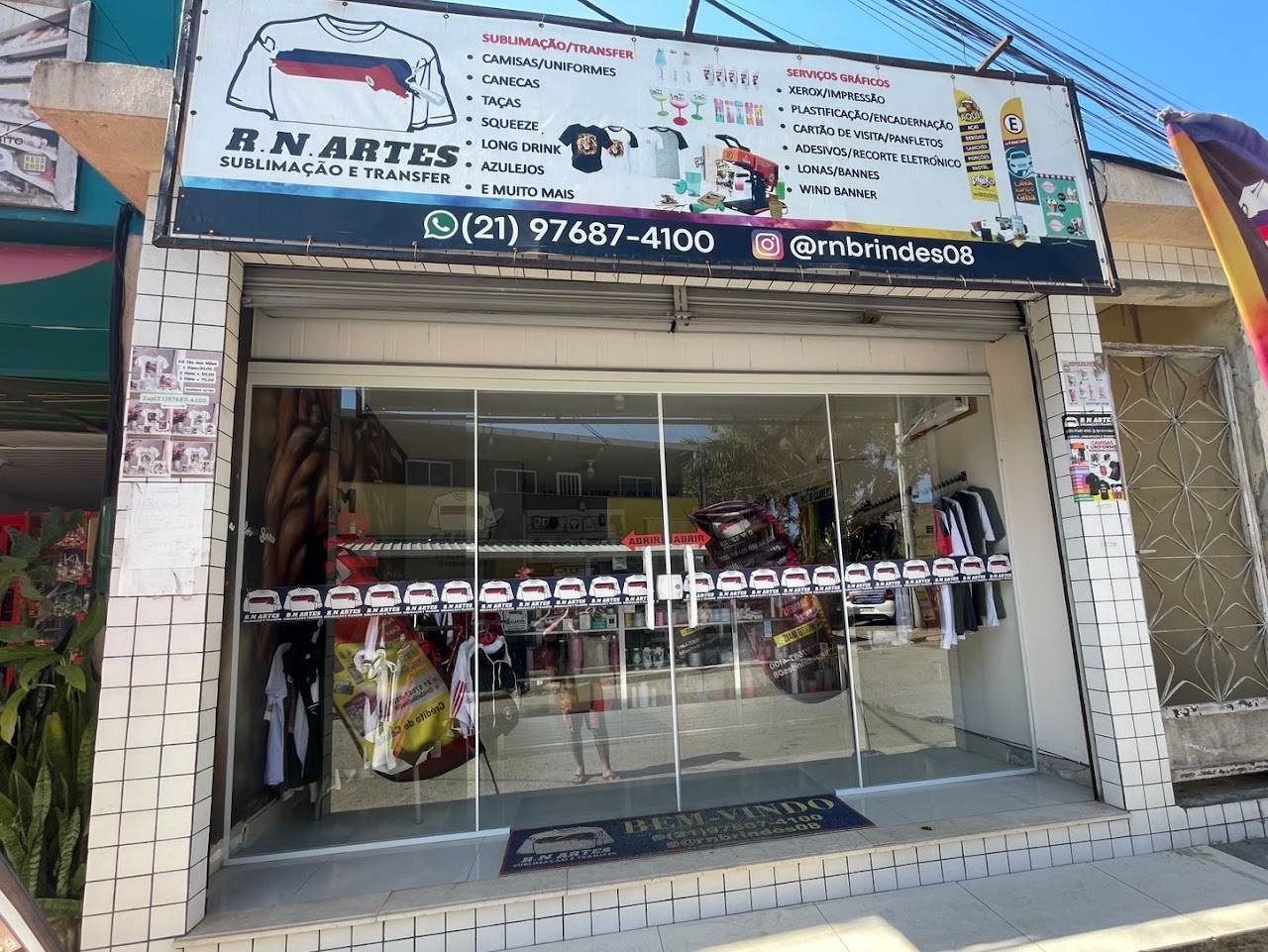 Fachada da RN Artes Sublimação e Transfer na Rua Itatinga, em Santa Cruz, Rio de Janeiro